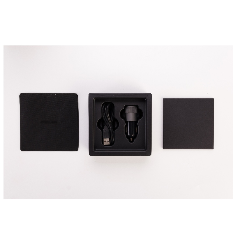 Mini bil luftrenare USB-driven med intelligent detektera luftkvalitetsfunktion för att ta bort formaldehyd / smong / PM2.5 / begagnad rök / lukt / damm-Mini billuftsrensare